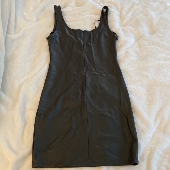 Faux leather bodycon tank dress - Picture 3 of 3